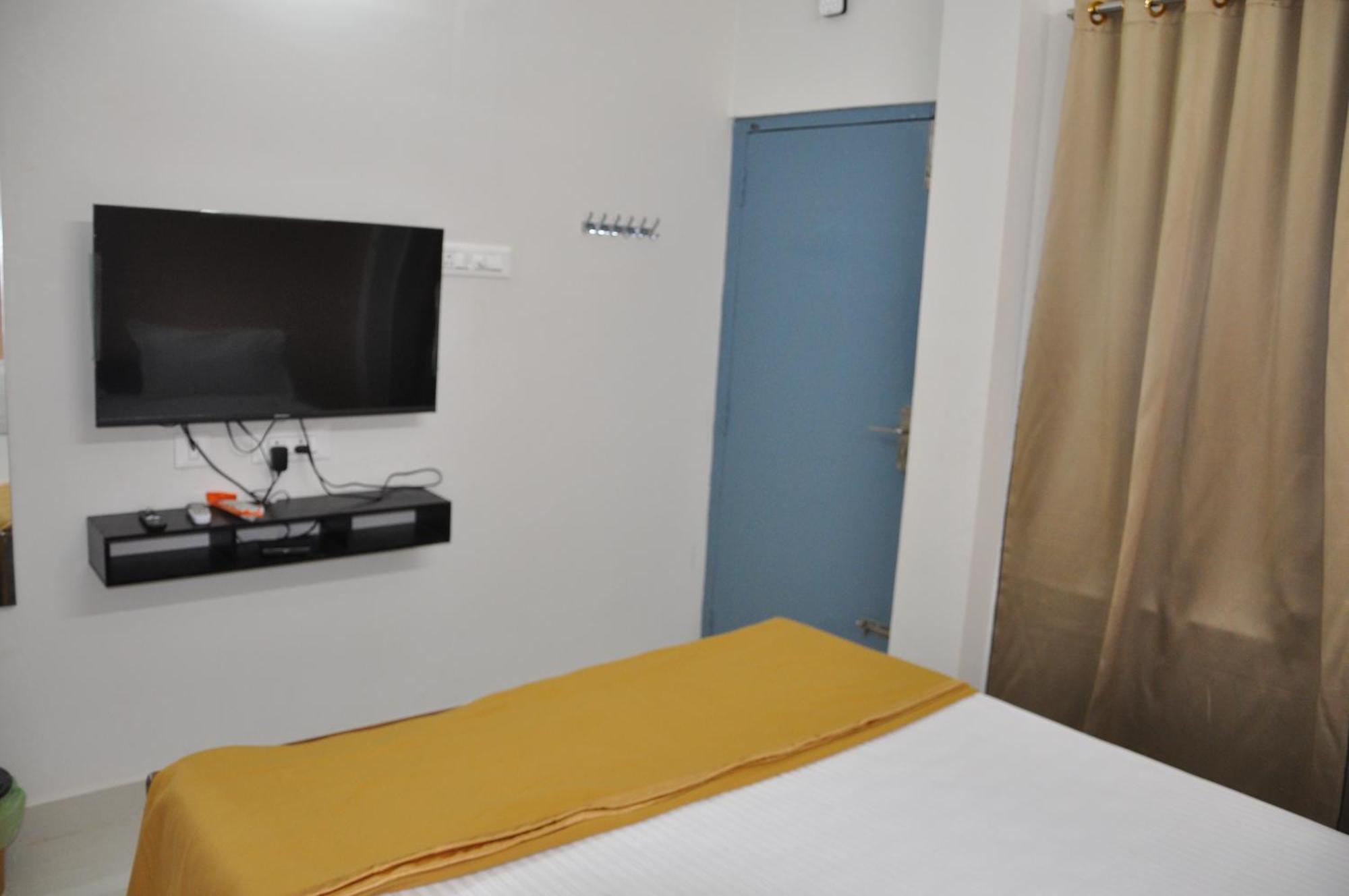 Alaya Rooms Tiruchirappalli Экстерьер фото