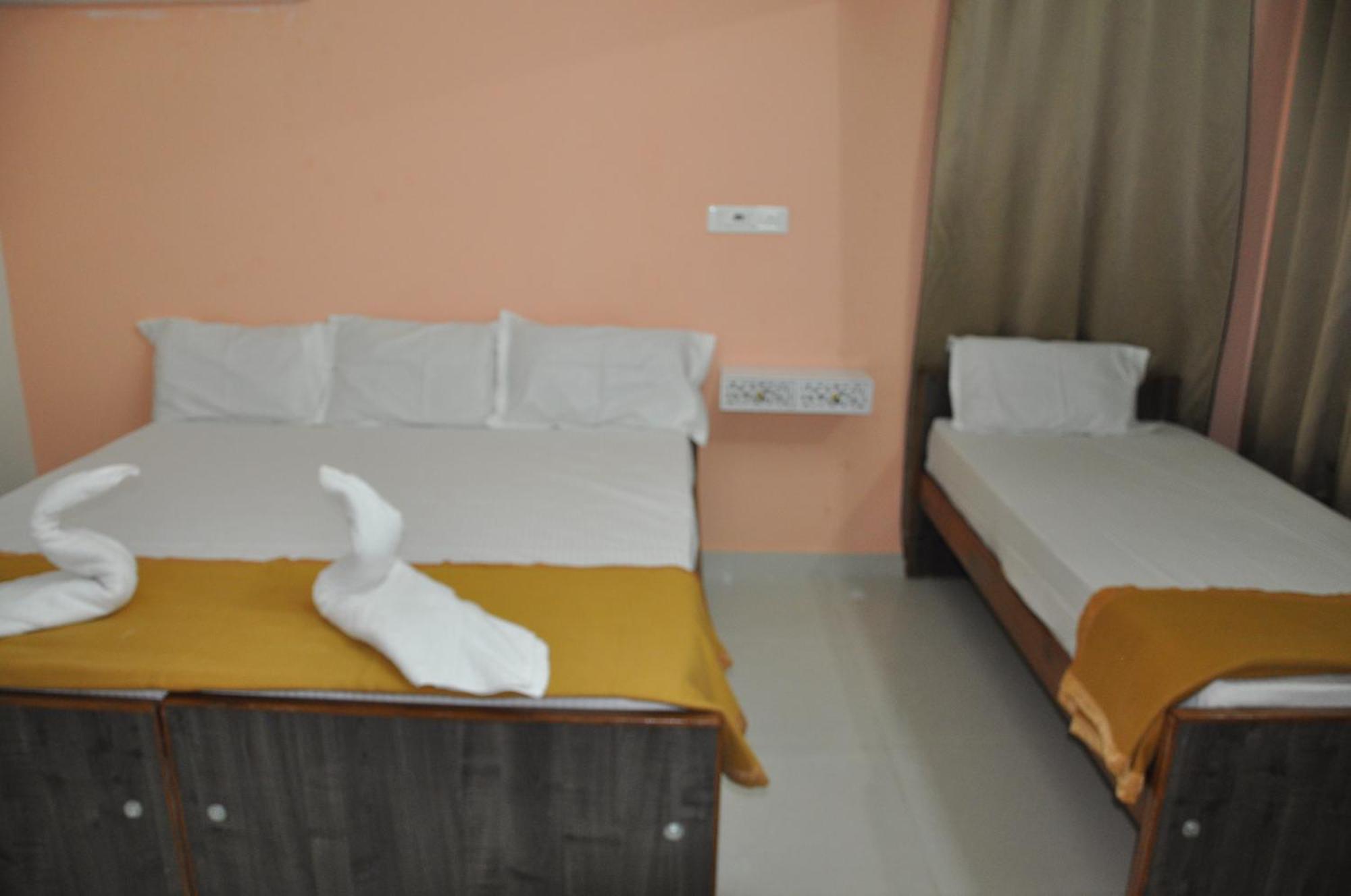 Alaya Rooms Tiruchirappalli Экстерьер фото